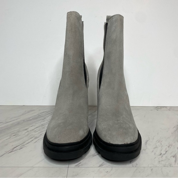 Marc Fisher Ramio Chelsea Gray Suede Heeled Chelsea Boot 7M - Picture 2 of 14